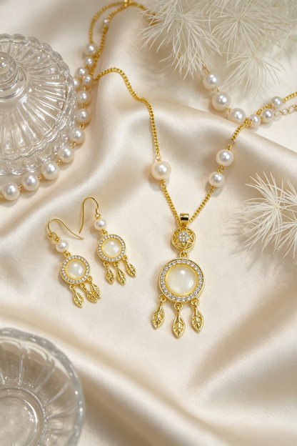 Vintage Cloisonné Enamel Swan Jewelry Set | Gold‑Plated Freshwater Pearl Necklace & Earrings for Wedding, Cheongsam & Gala Occasions