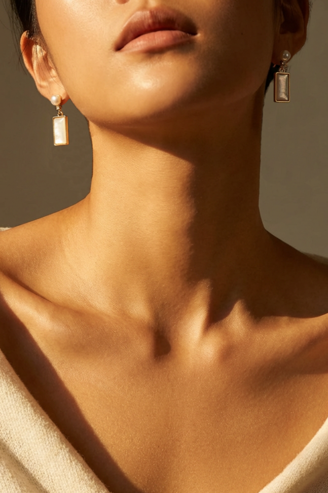 Minimalist Pearl & Mother‑of‑Pearl Drop Earrings, Gold‑Plated Nickel‑Free Earrings for Sensitive Ears