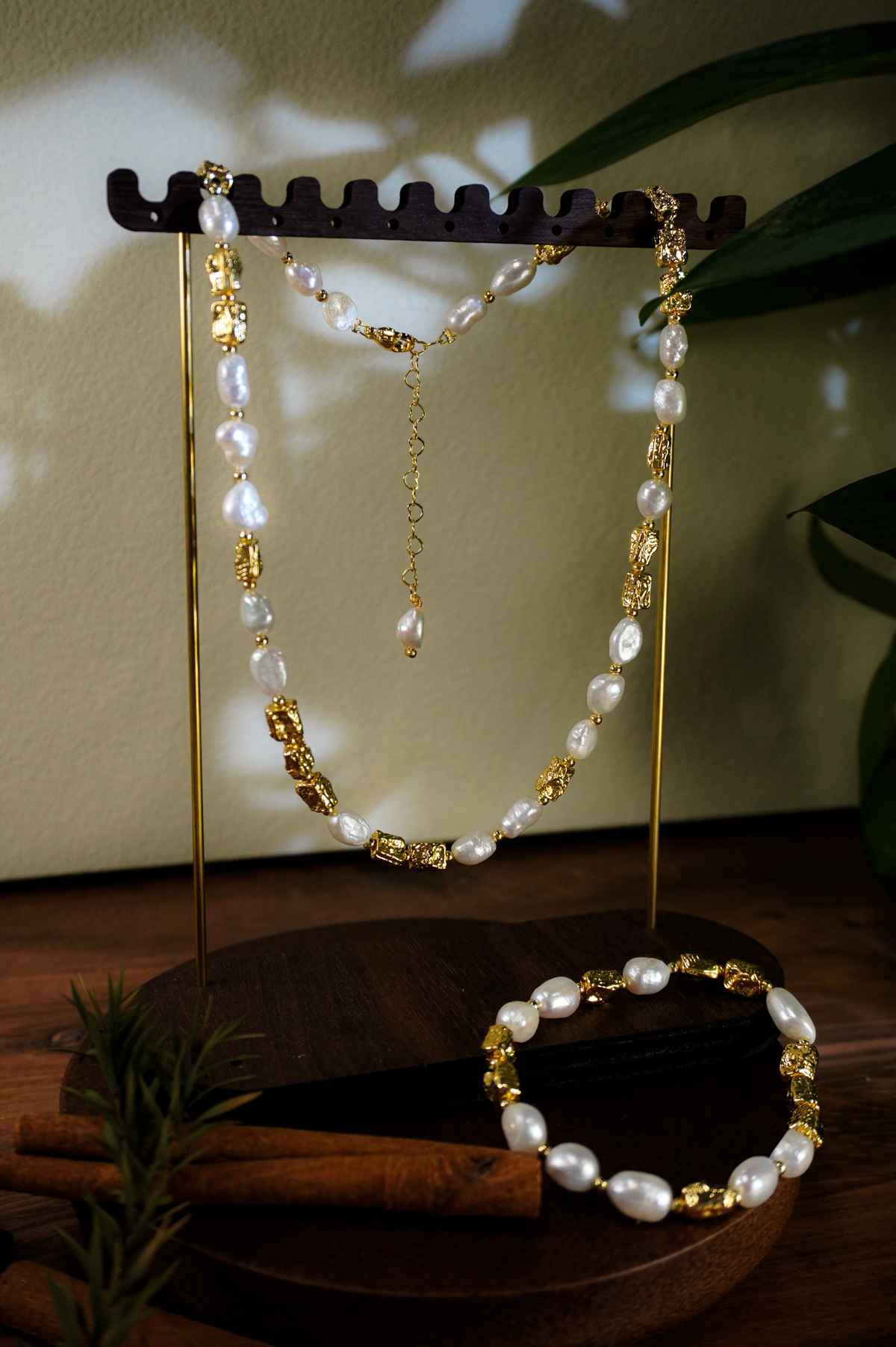 Baroque Freshwater Pearl Jewelry Set | Hammered Gold‑Plated Necklace & Bracelet, Nickel‑Free Sensitive Skin Friendly